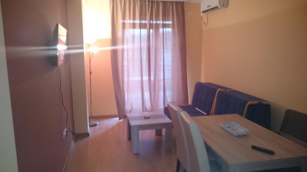 Apartments Olga Tivat Bilik gambar