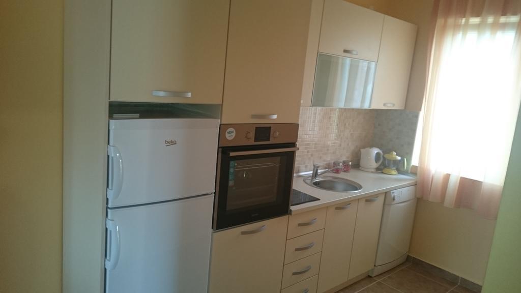 Apartments Olga Tivat Bilik gambar