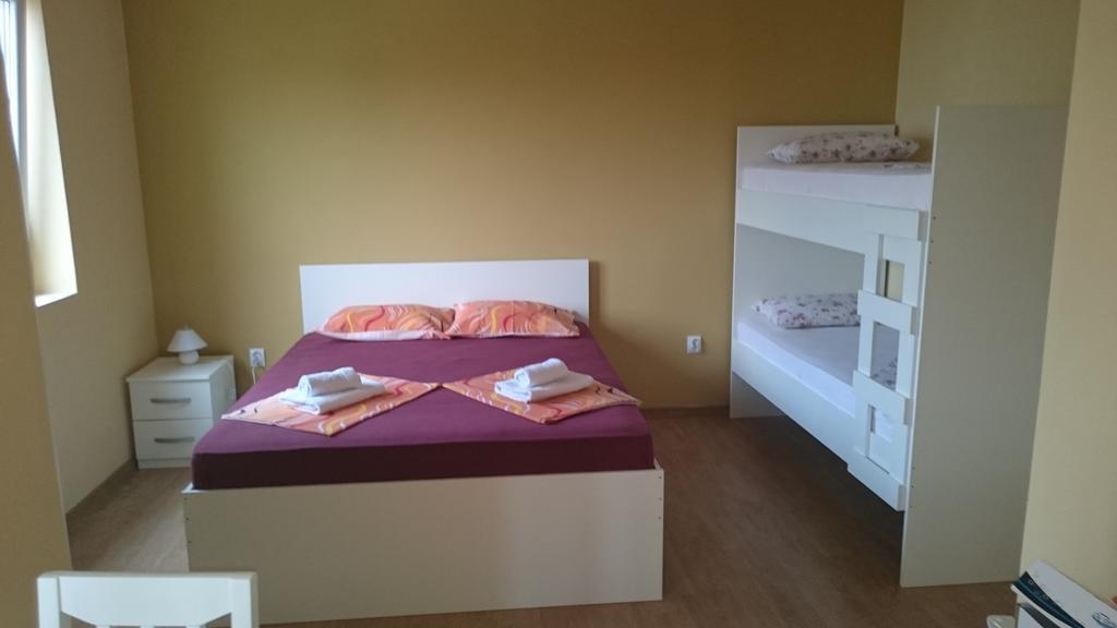 Apartments Olga Tivat Bilik gambar