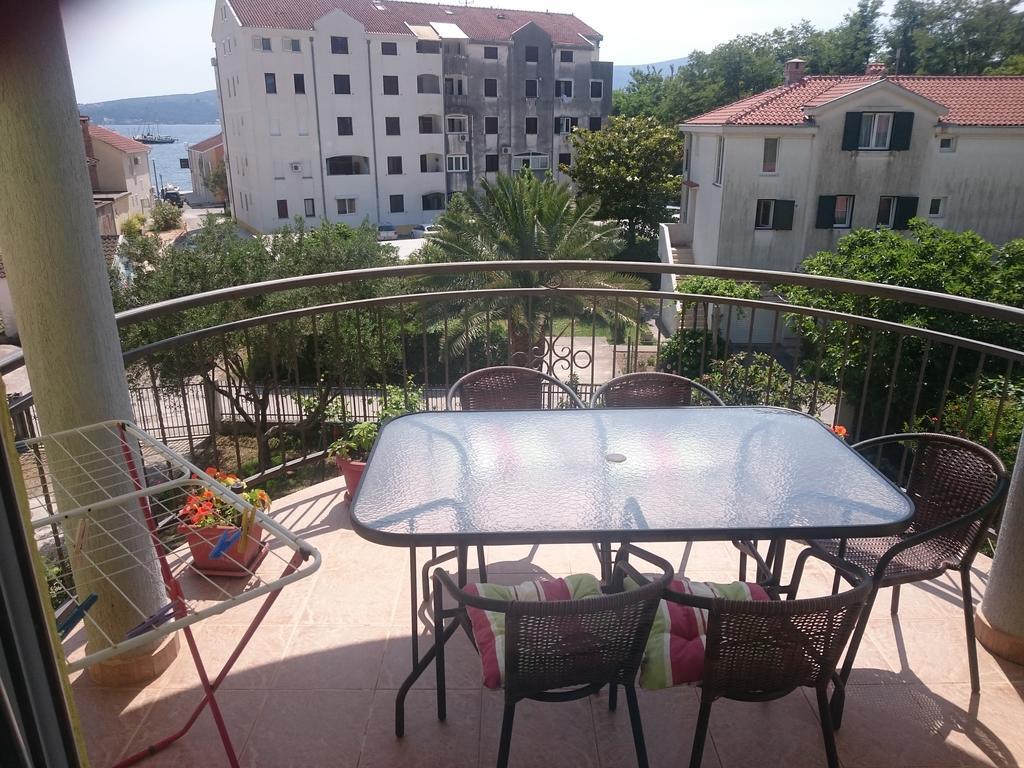 Apartments Olga Tivat Luaran gambar